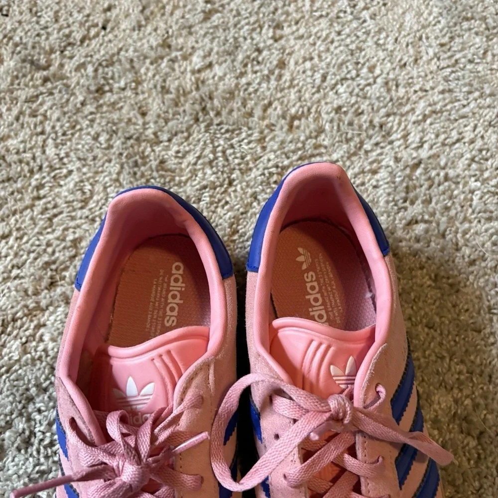 Adidas Gazelle J Sneakers Suede Pink Blue Girls Size 4 Gently Used World Cup